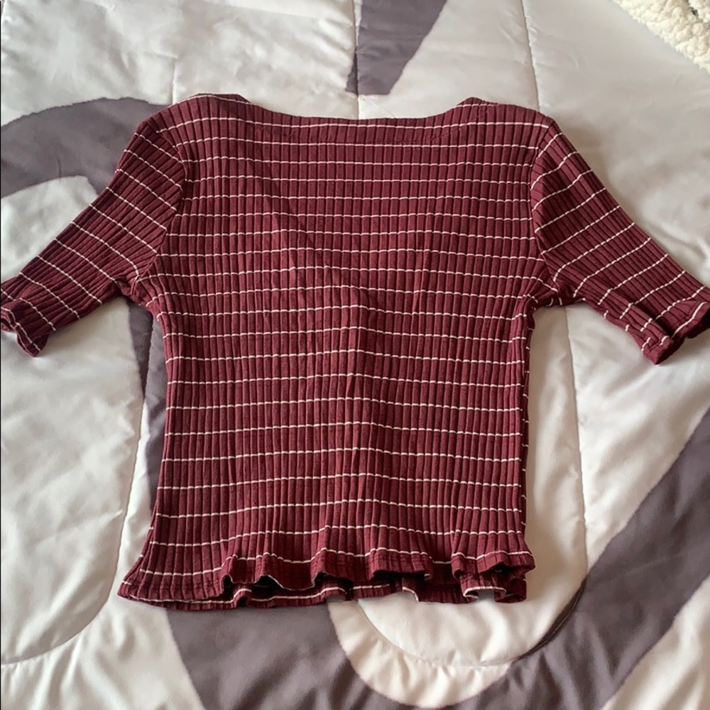 Striped top - Picture 2 of 2
